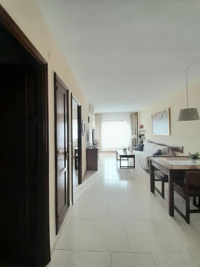 Nice Apartment In Hotel Ronda 4 First Beach Line Fuengirola Buitenkant foto