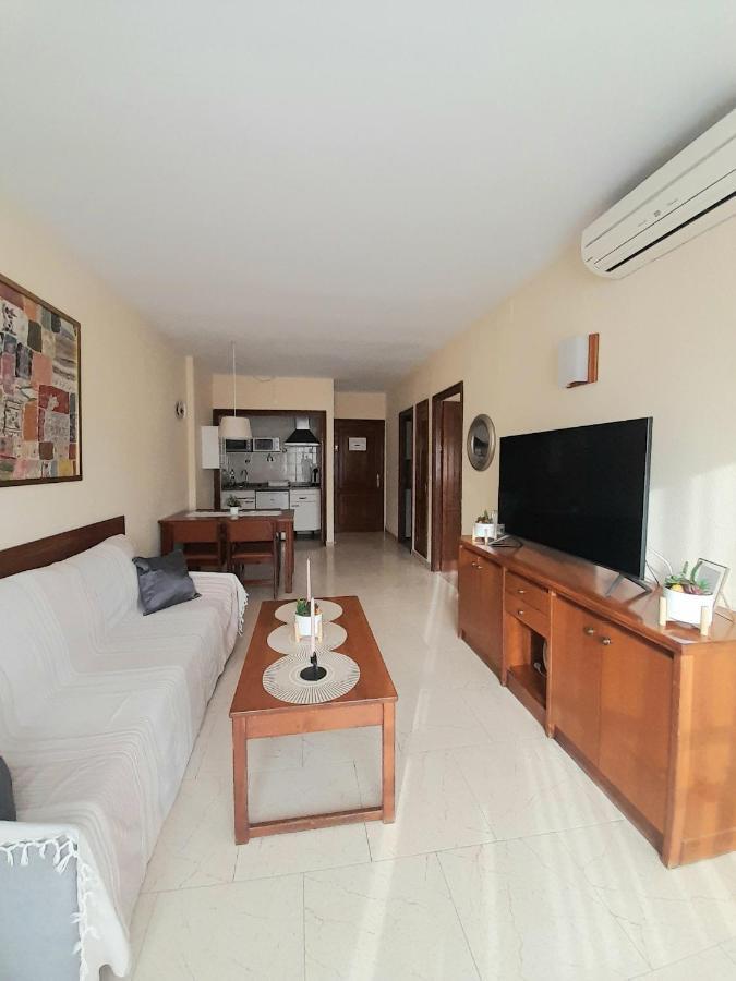 Nice Apartment In Hotel Ronda 4 First Beach Line Fuengirola Buitenkant foto