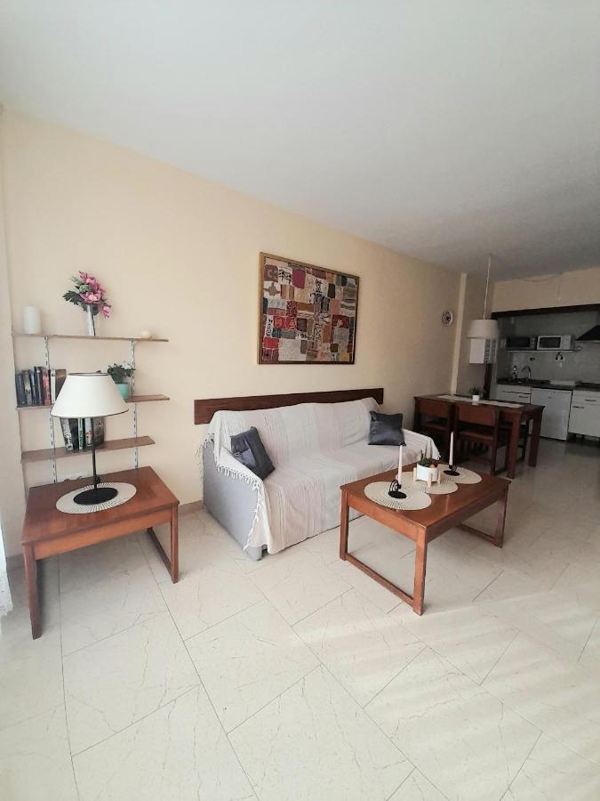 Nice Apartment In Hotel Ronda 4 First Beach Line Fuengirola Buitenkant foto